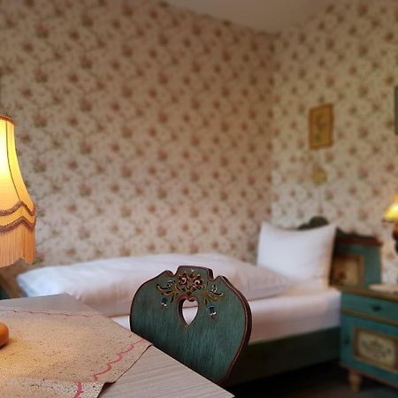 Hotel Landhaus Sonnenhof トートナウ エクステリア 写真