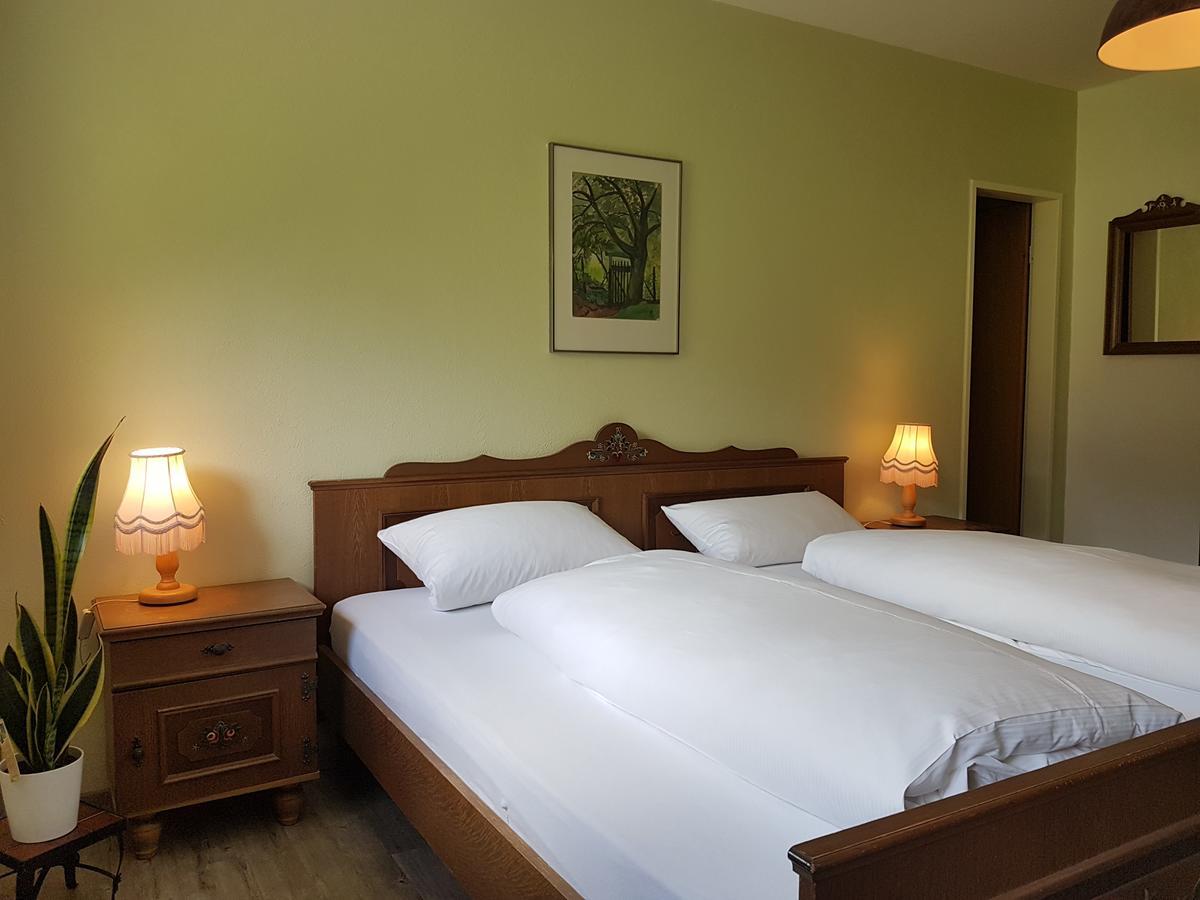Hotel Landhaus Sonnenhof トートナウ エクステリア 写真